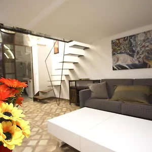 Apartment Monti House, Rome